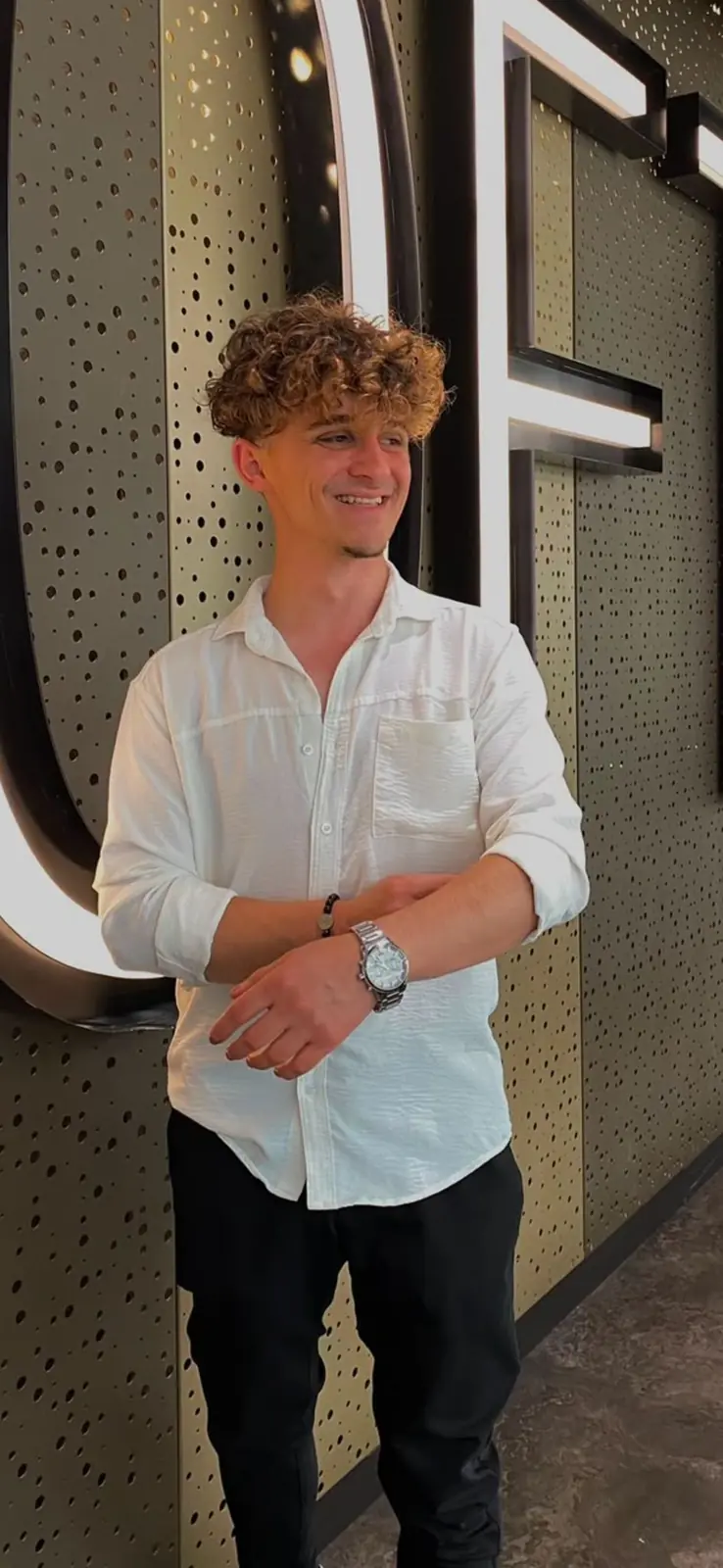 Onur — Atmossphair Studio saç rengi ve bakım uzmanı, Maltepe Cevizli